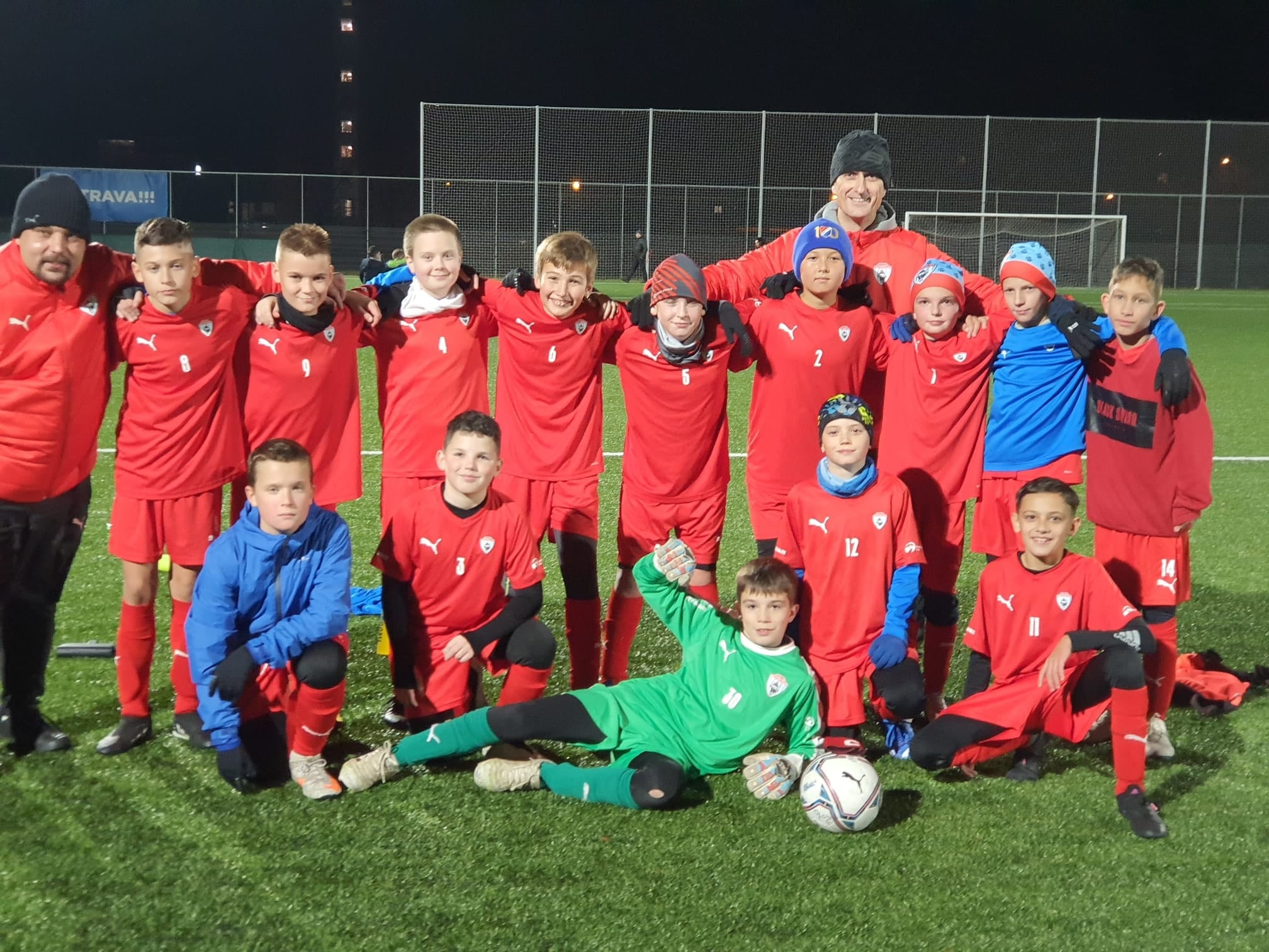 U13B SLAVÍ PODZIMNÍHO MISTRA BEZ JEDINÉ PORÁŽKY, U15B TAKY VYHRÁLA