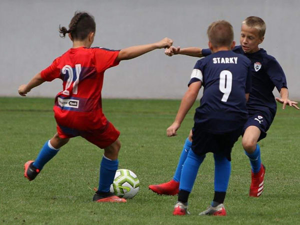 KATEGORIE U12 a U13 V SOUTĚŽI STÁLE 100 PROCENT, DNES ZVLÁDLA TĚŽKÉ ZÁPASY V OLOMOUCI