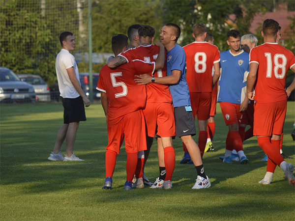 AKTUALIZOVÁNO: FANTASTICKÝ OBRAT V DERBY: HEŘMANICE - VÍTKOVICE 2:3