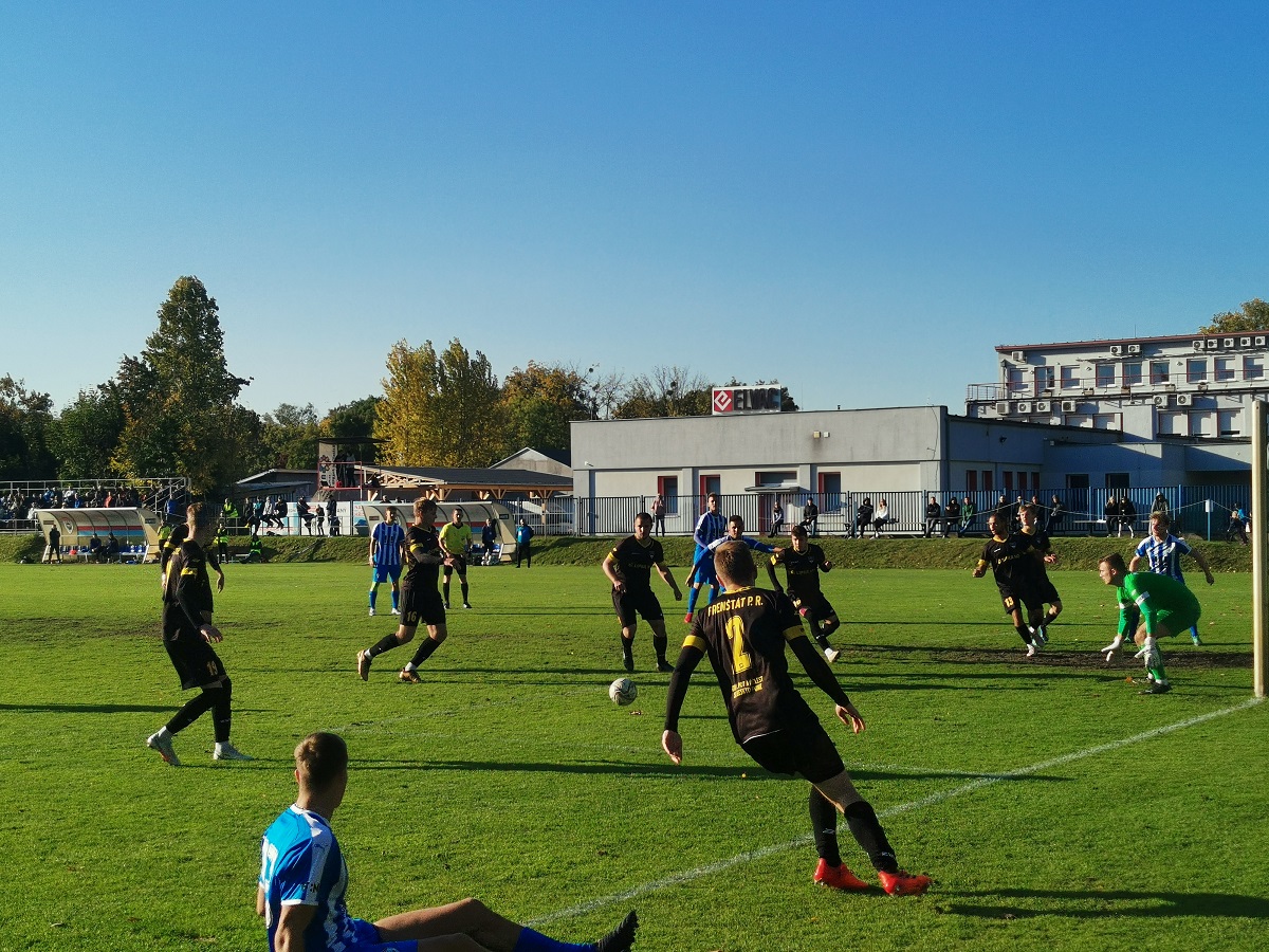 ANI ZMĚNA TRENÉRA DOMÁCÍ HŘIŠTĚ NEODČAROVALA: VÍTKOVICE - FRENŠTÁT 0:1