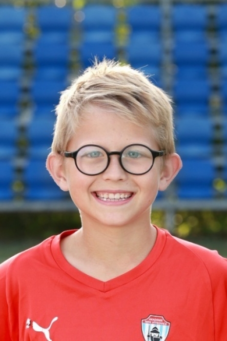 Dominic  Bujok 